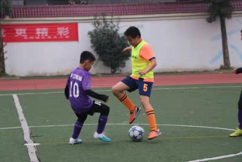 寒冬难敌足球热!岳阳这两校的球赛真精彩