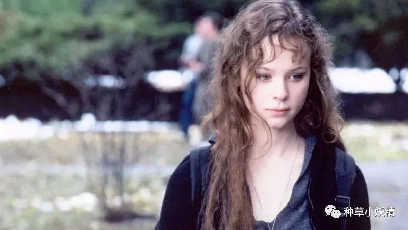 圣罗兰口红哪个比较水润,人间水蜜桃口红大牌