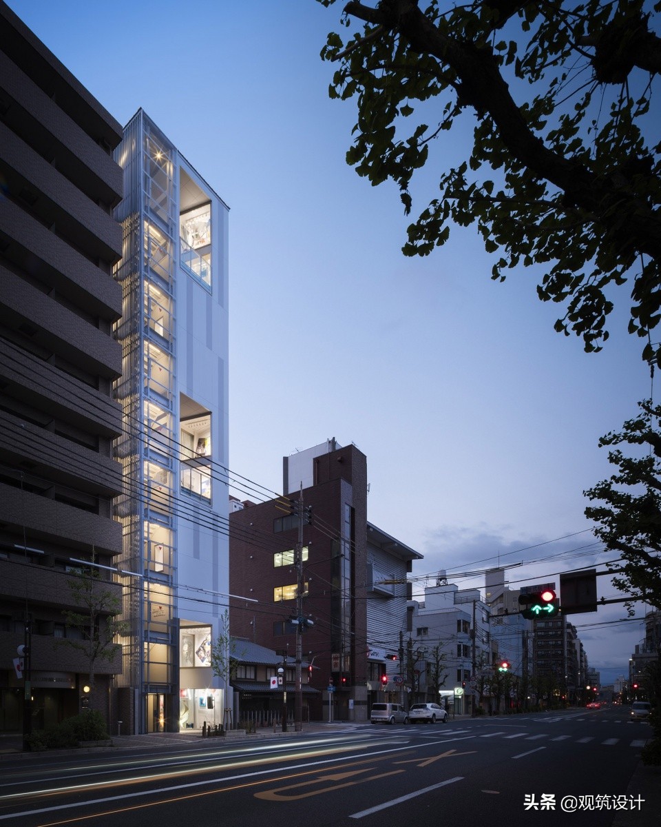 BnAAlterMuseum美术馆酒店，京都，艺术房间与垂直画廊