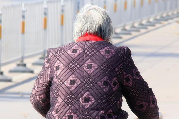 早起手胀握不住拳头怎么办,早起手胀的攥不住拳是怎么回事