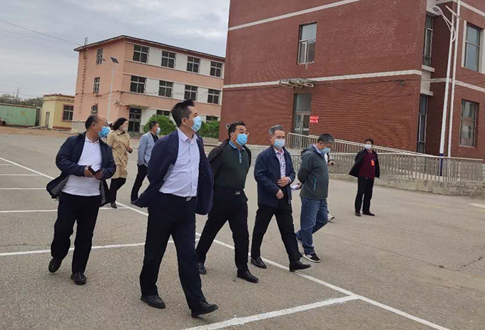 用爱托起明天的太阳—北票市桃园初级中学创建品牌学校纪实