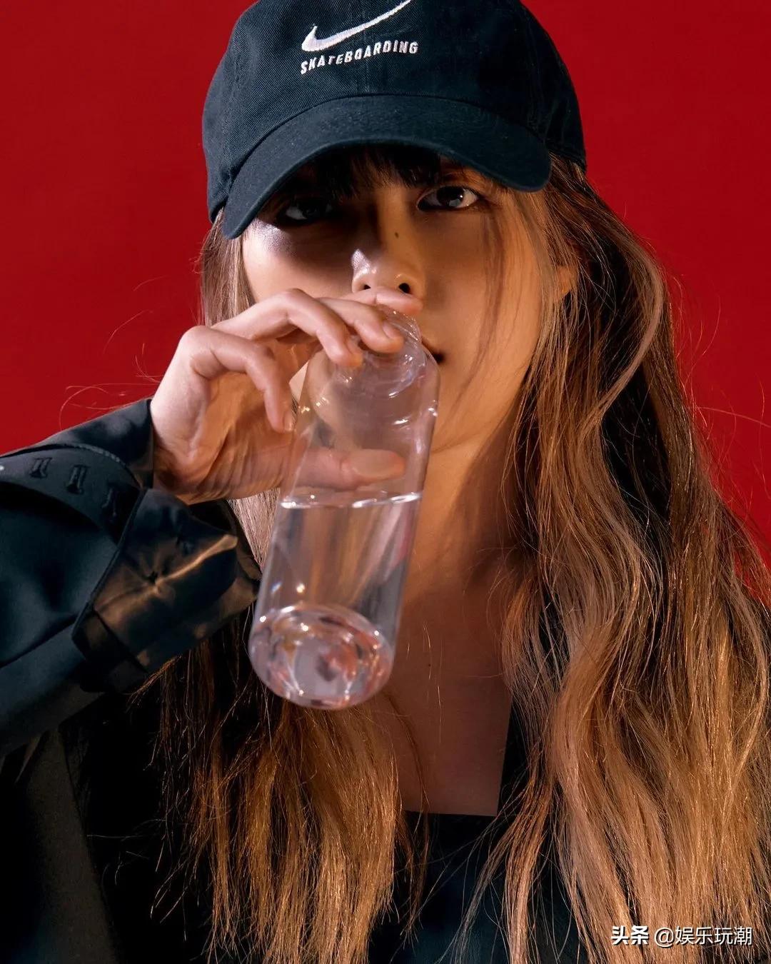 赵露思撞脸小女孩,赵露思撞脸鞠婧祎