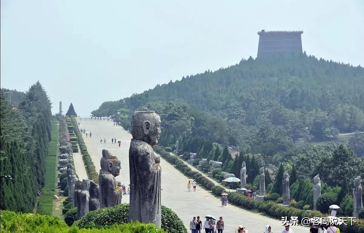 乳山市本地人吃生蚝的地方 (山东最正宗的乳山生蚝)