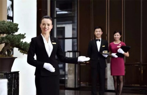 蓝光嘉宝港股走势,蓝光创业史