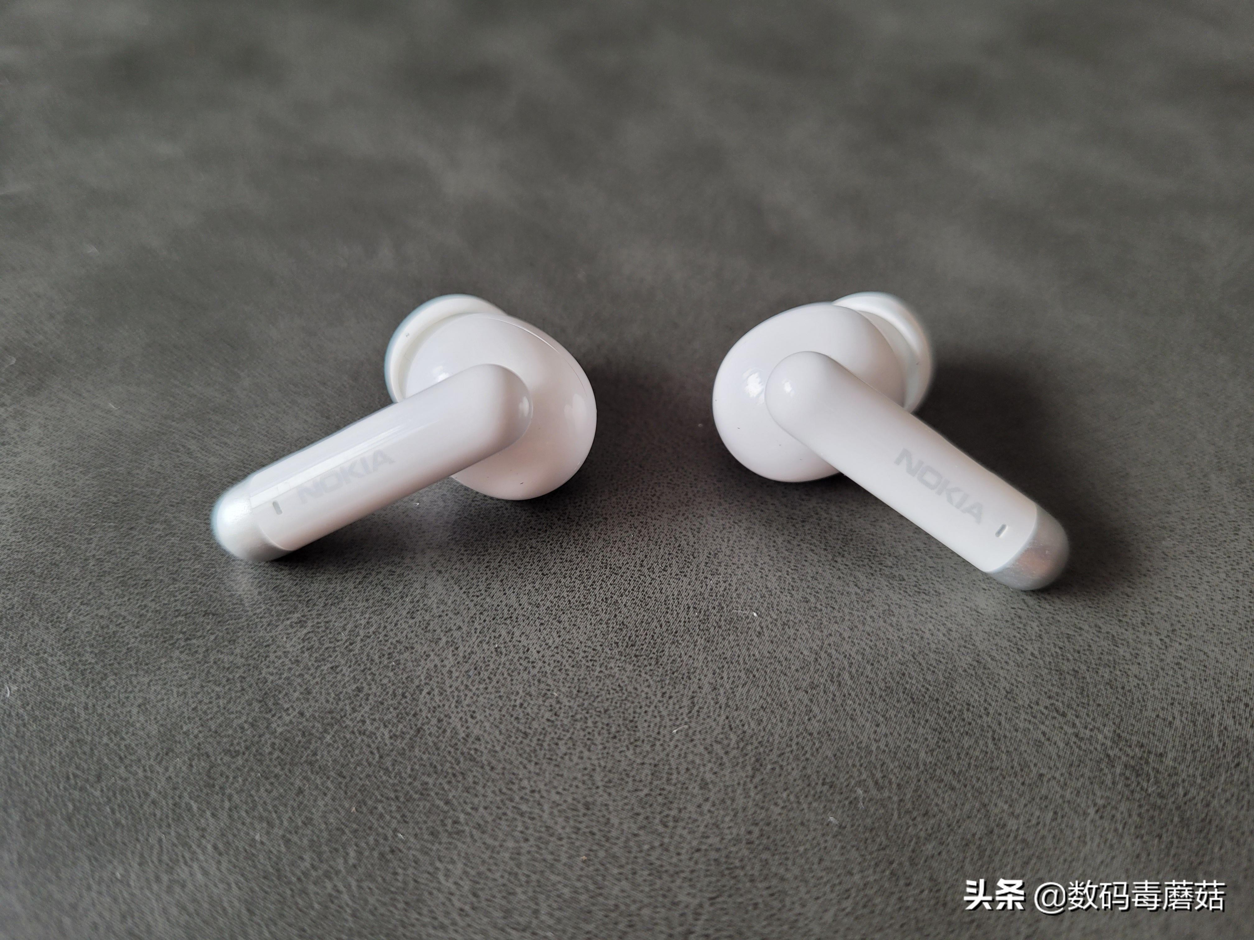 诺基亚e3511耳机操作,诺基亚E3511耳机怎么样