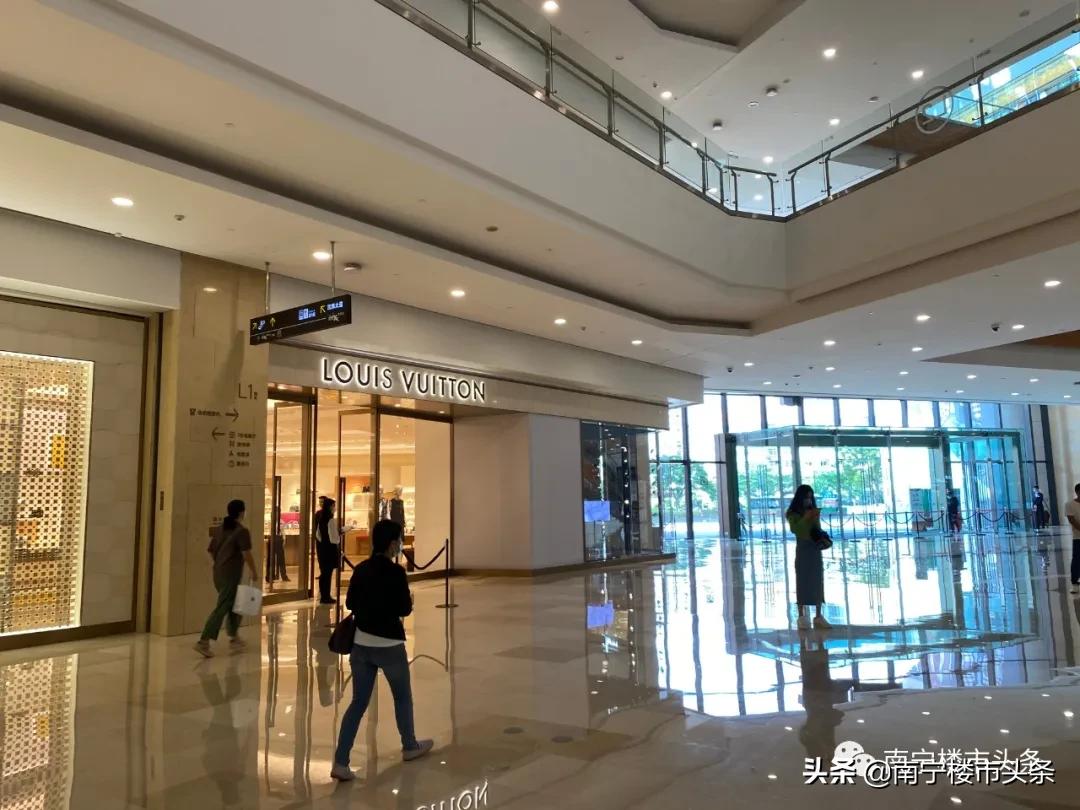 lv再次回归入驻南宁万象城,lv和万象城哪个好