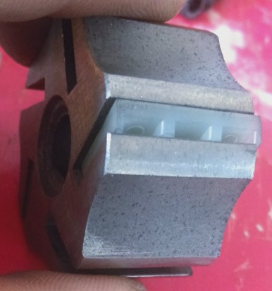 12v电瓶可带多少瓦的抽油泵,电动抽油泵12v怎么连接电瓶