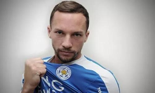 四年轮回夺冠,莱斯特城争前三