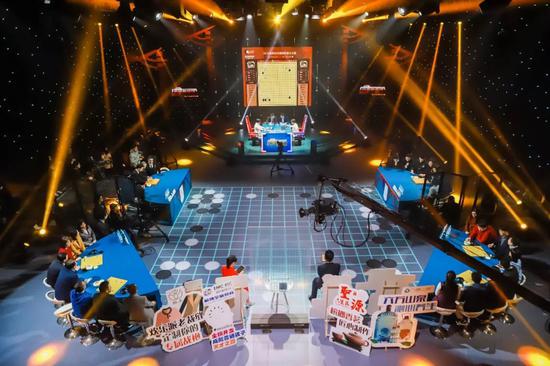 柯洁成为最年轻的八冠王,棋王柯洁近况如何