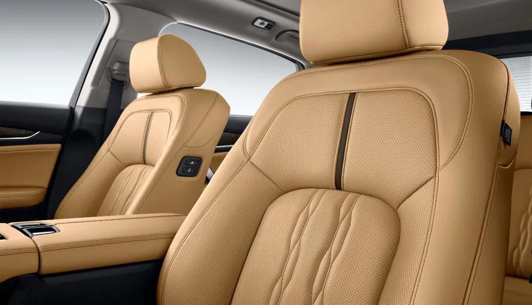 东风hondaur-v诠释高品位,东风本田ur-v怎样看是不是新车