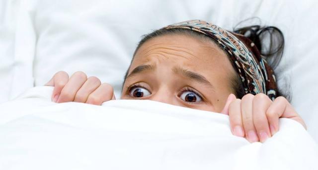 一年级孩子自己不会写作业怎么办,一年级孩子不会写字如何教育