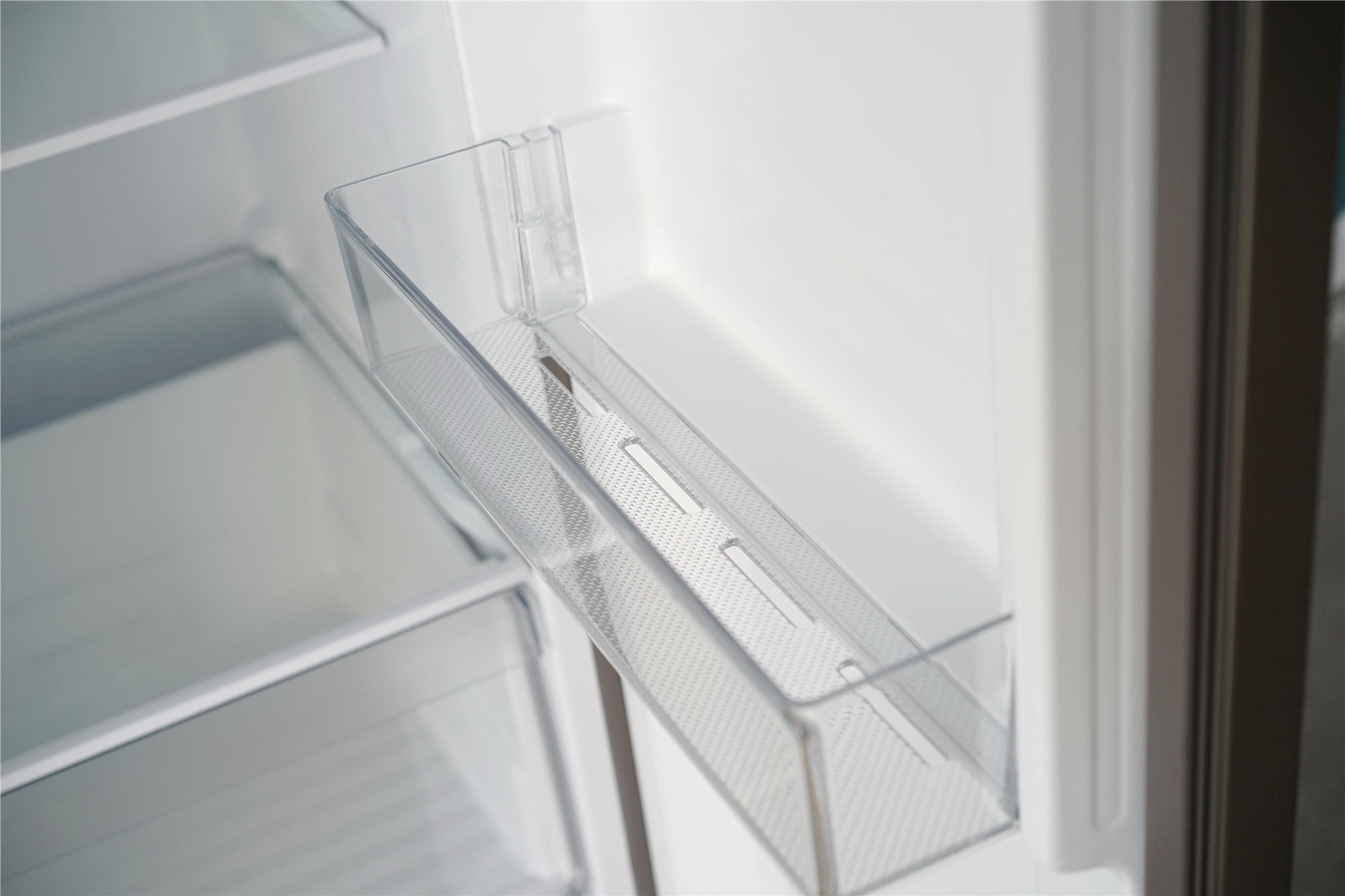 647mm纤薄机身，时尚设计：海尔BCD-515WDPD对开门冰箱