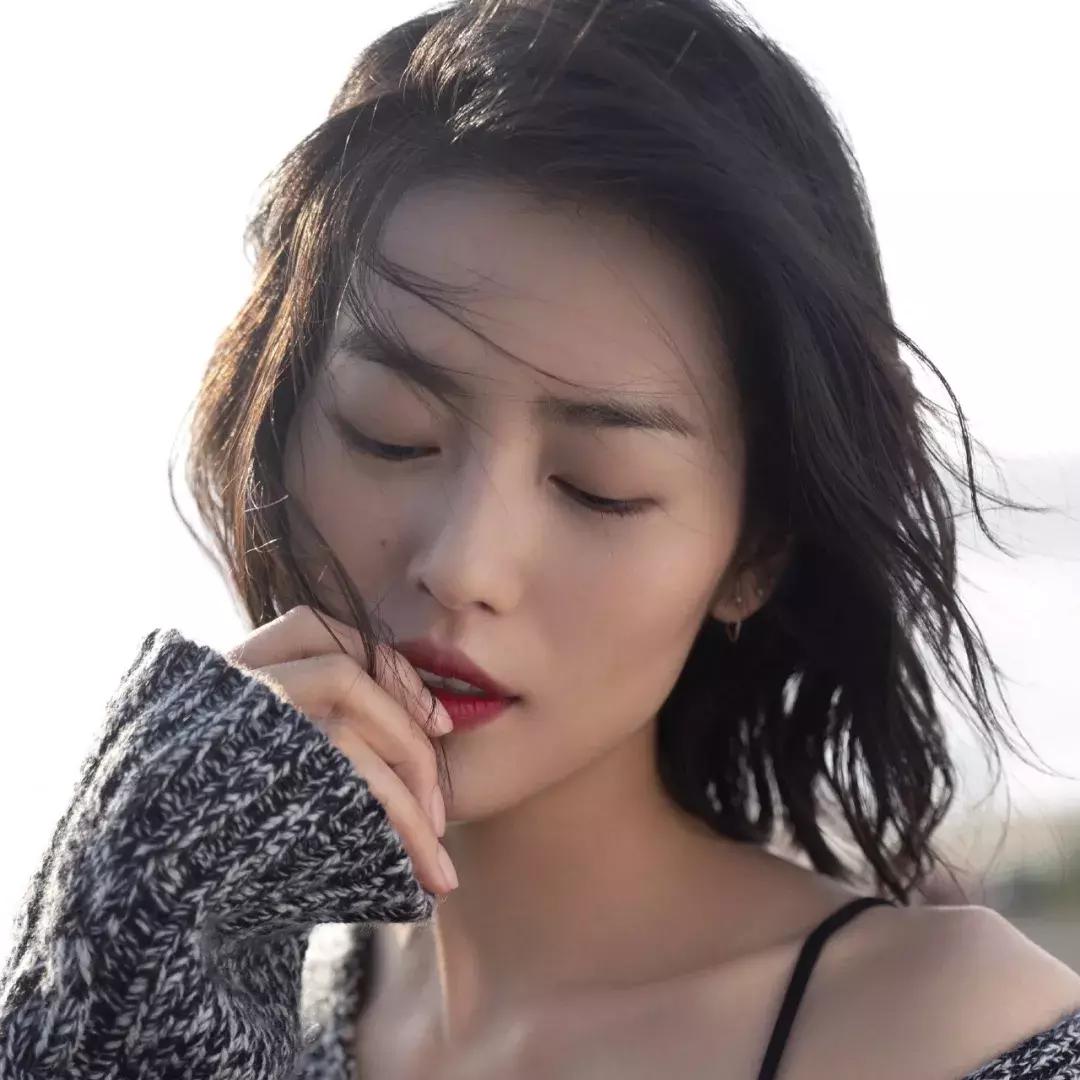 杨幂和刘雯同款口红,杨幂刘雯的口红色号是多少