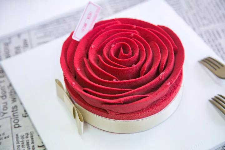 天蝎座蛋糕,给天蝎座的生日惊喜