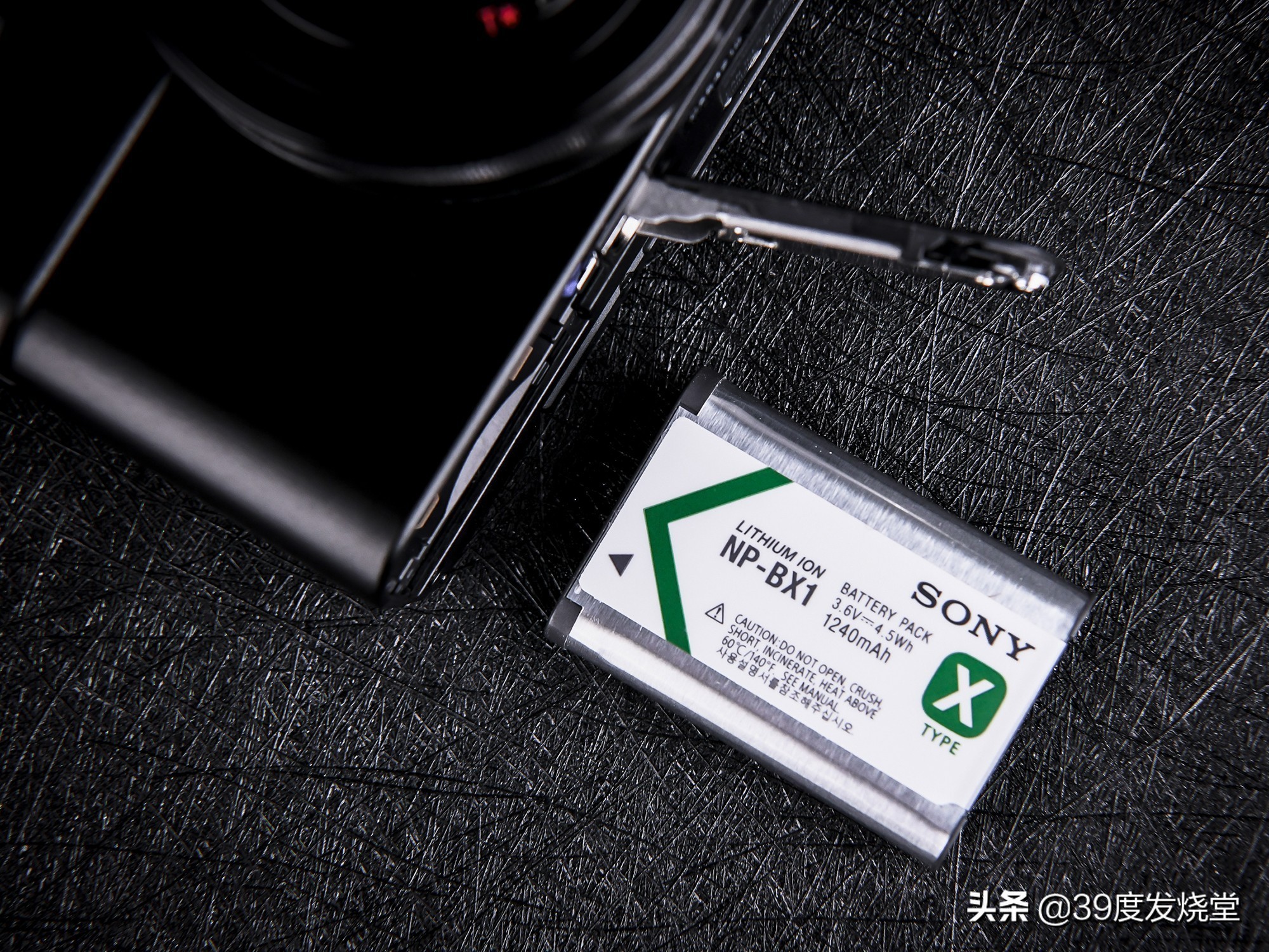 索尼黑卡7评测升级2.0系统,索尼黑卡7有超广角镜头吗