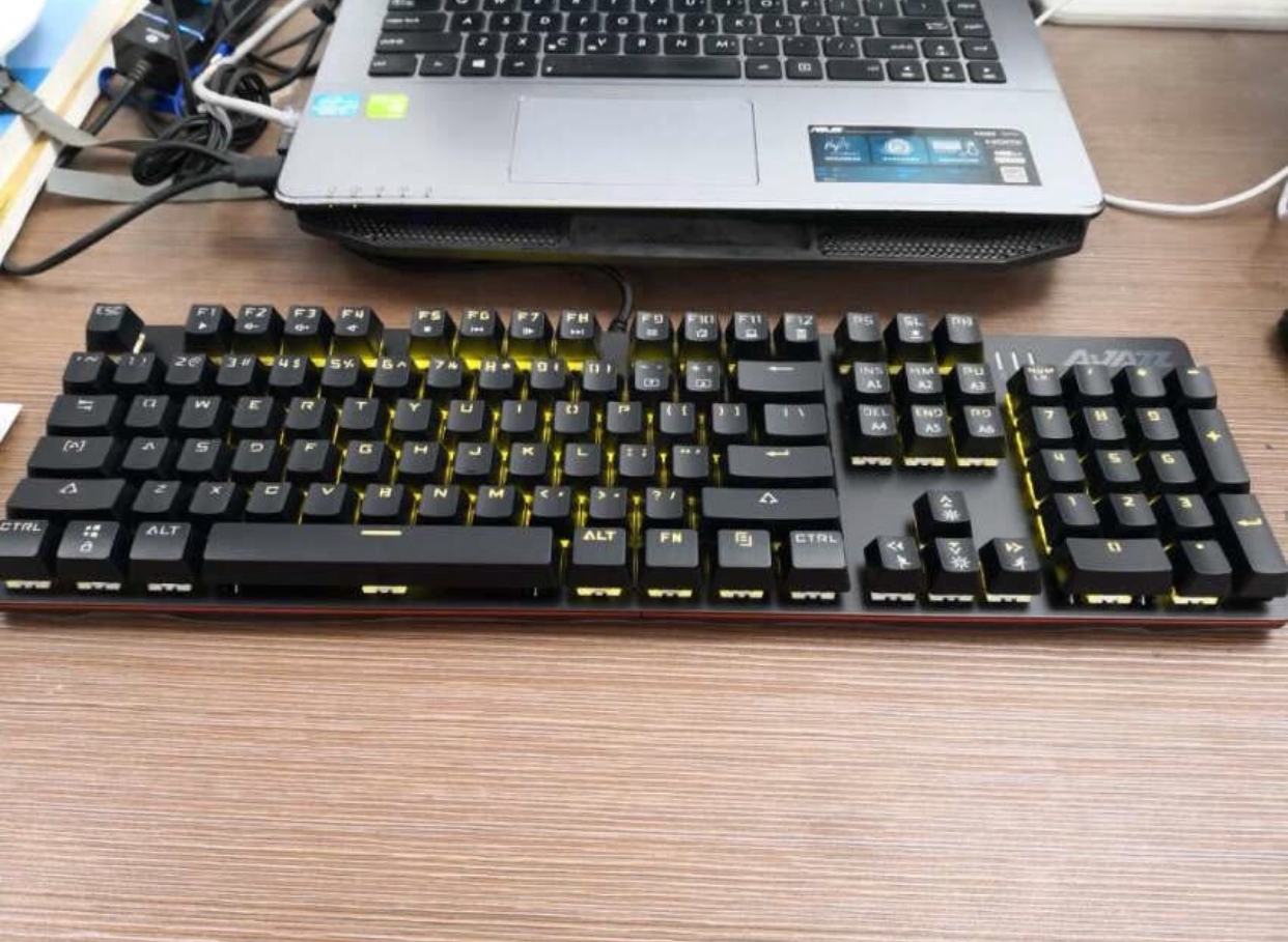 黑爵机械战警键盘电镀圆键测评,黑爵机械战警游戏键盘