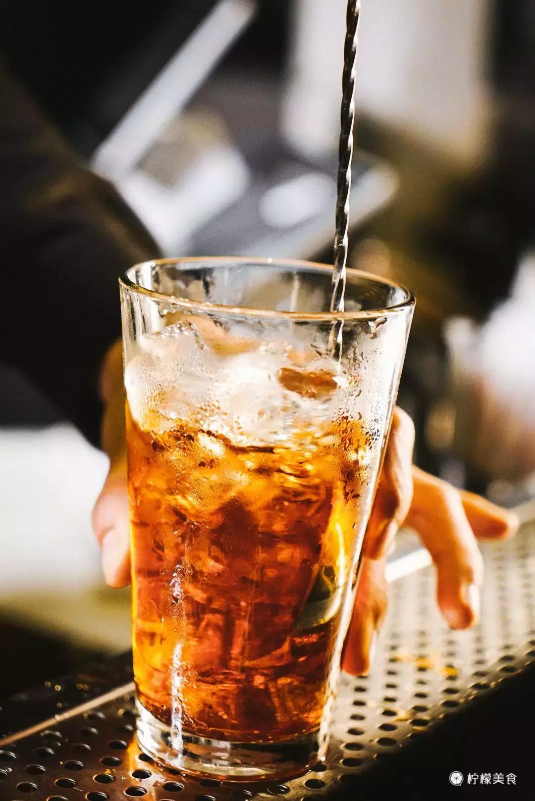 深圳藏在巷子里的酒馆清吧,藏在深圳闹市里的复古小酒馆