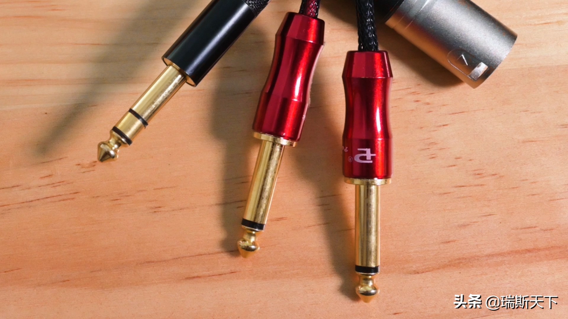 电钢琴提高音质,如何提升电钢琴的音质