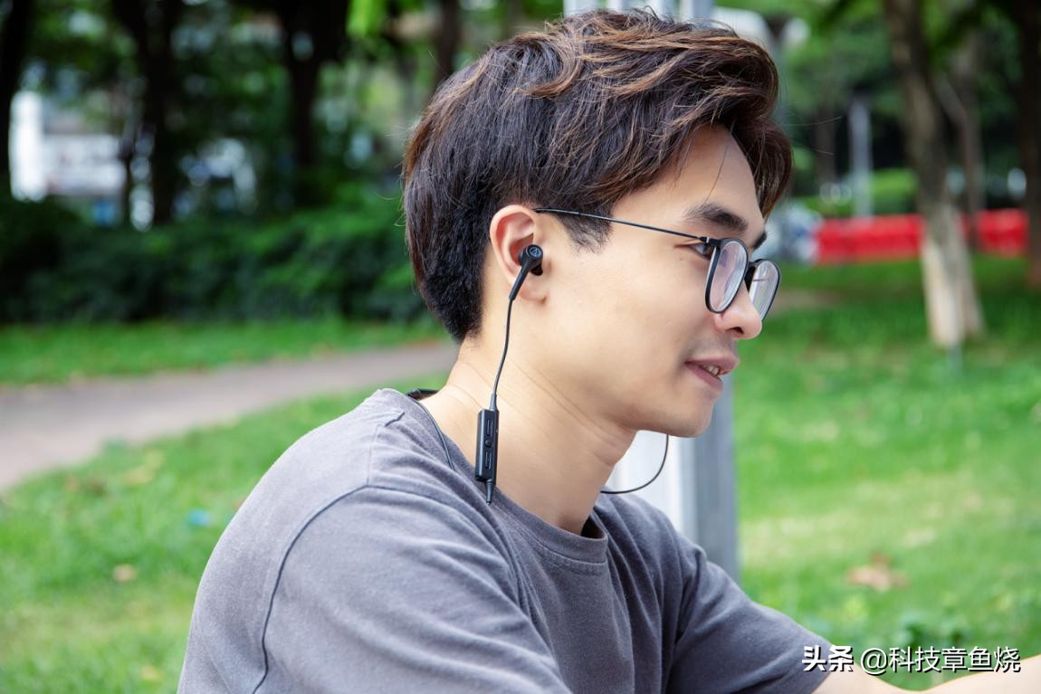 铁三角cks550xbt对比ckr55bt,铁三角cks550xbt是什么档次