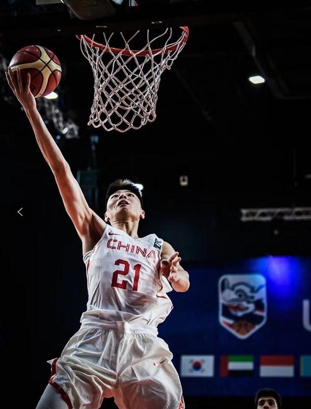 46分6板！浙江19岁锋线小将连续爆发，可他却无缘世青赛