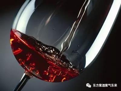 以酒为歌，一杯紫酒，唤醒精致的您