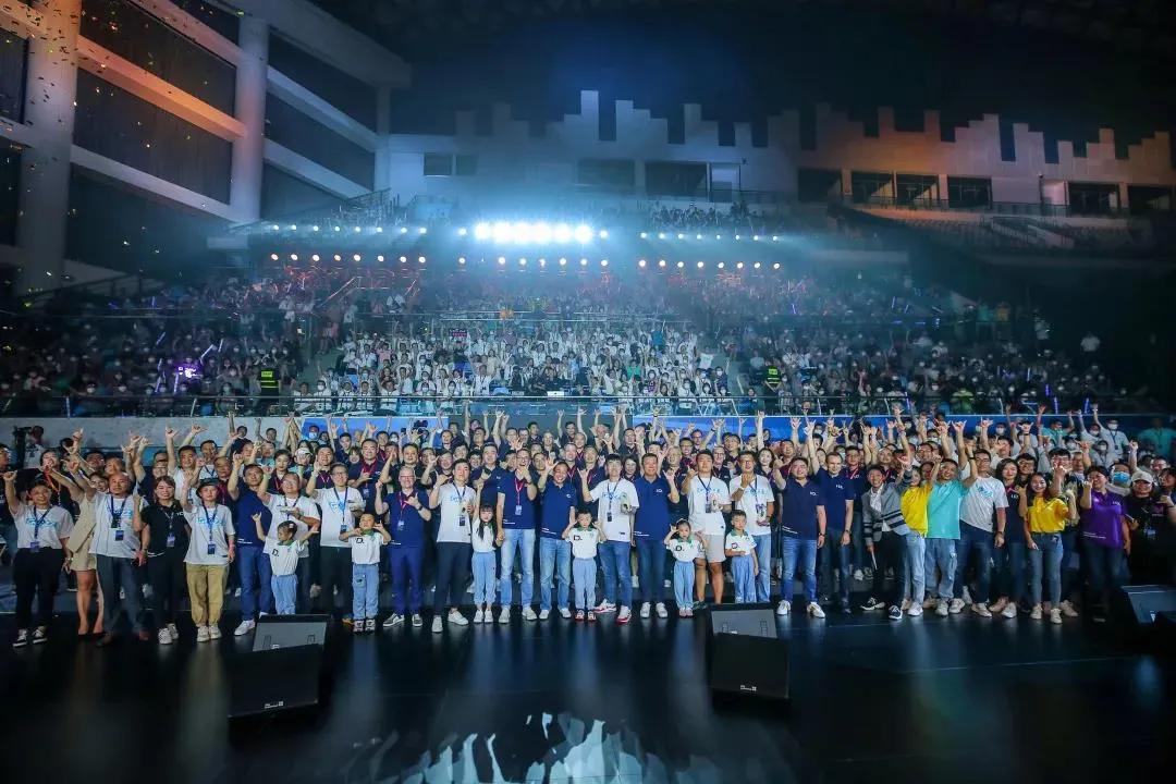 红花榜｜上汽奥迪/一汽红旗打造特色圈层 小而精/大而全方式整挺好