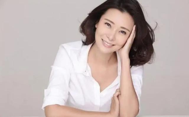 主持人李亚鹏情商 (李亚鹏现在的感情状况)