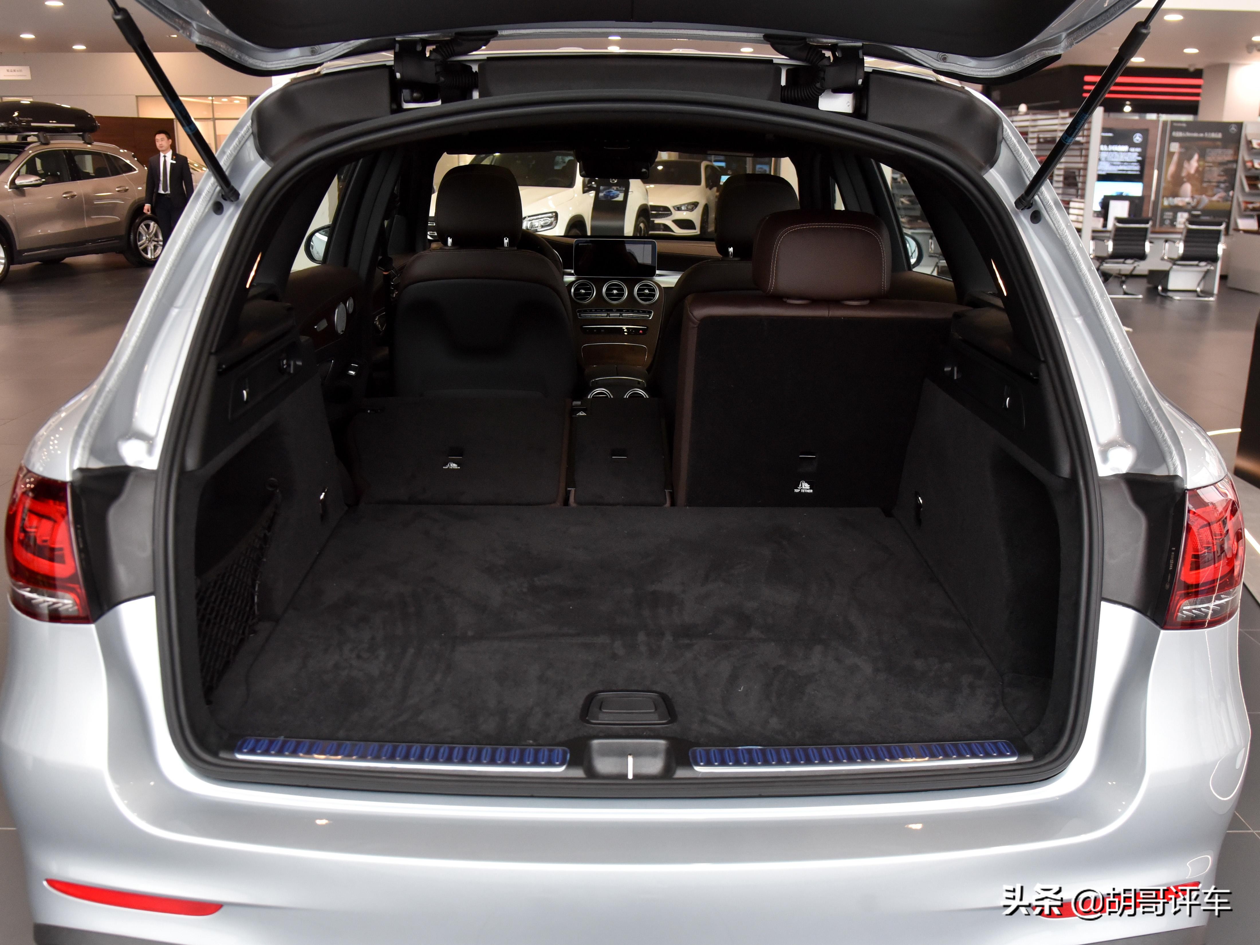 2.0t的奔驰glc油耗图片,奔驰glc动力197马力与258马力的区别