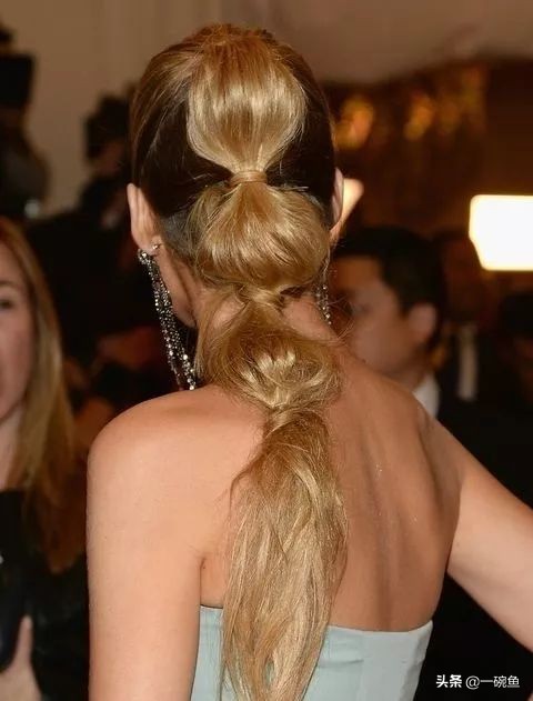 在家无聊的搞怪发型,手残党也能学会的编发教程中短发