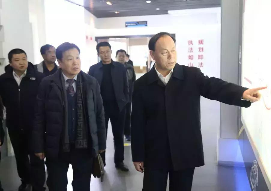 韩国客商来公司考察,韩国客商携新款产品