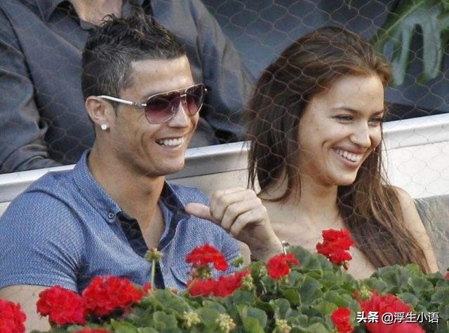 人生若只如初见c罗,c罗前女友伊莲娜2016维密走秀眼神