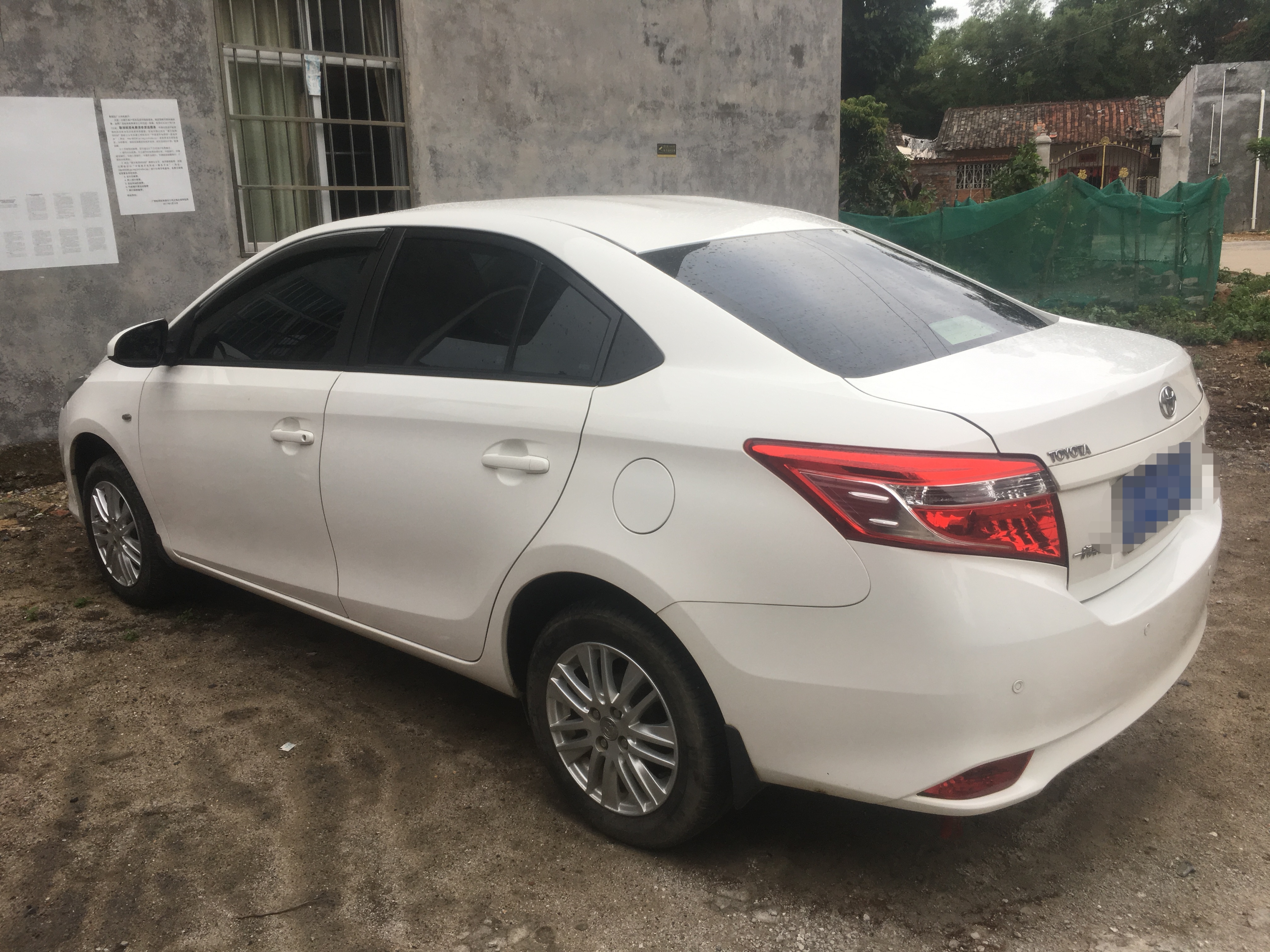 新手怎样开自动车比较省油,新手怎么跑滴滴最省油