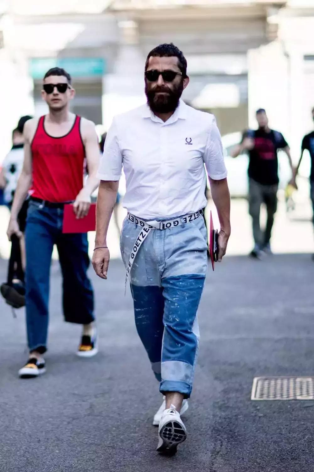 男人穿好腰带,会穿衣服的男人运气都不会太差