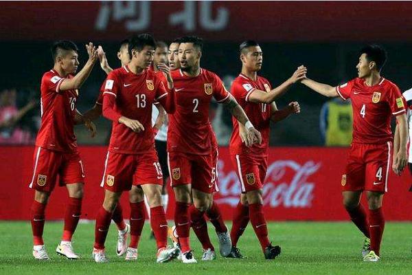 卡塔尔世界杯预选赛国足vs日本,中国国足2022卡塔尔世界杯预选赛