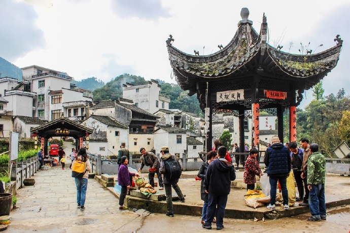 大山深处的古村,大山深处石潭古村