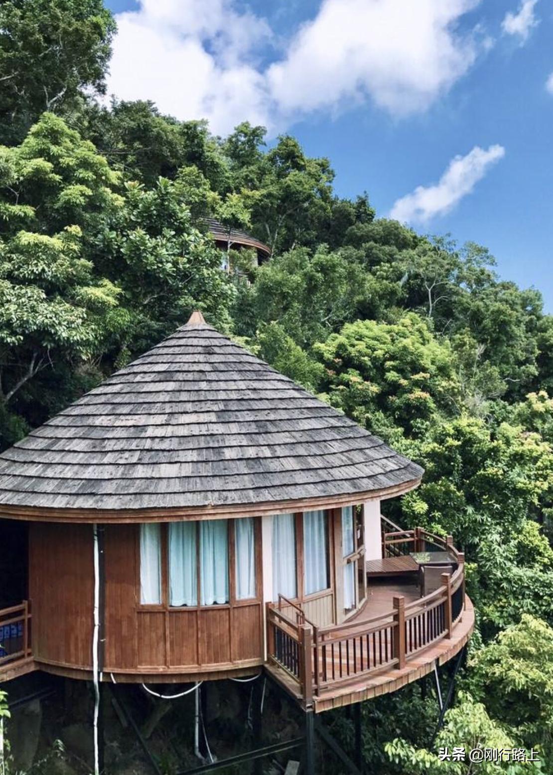 三亚顶级酒店品牌有哪些,三亚的很豪华的连锁酒店有哪些