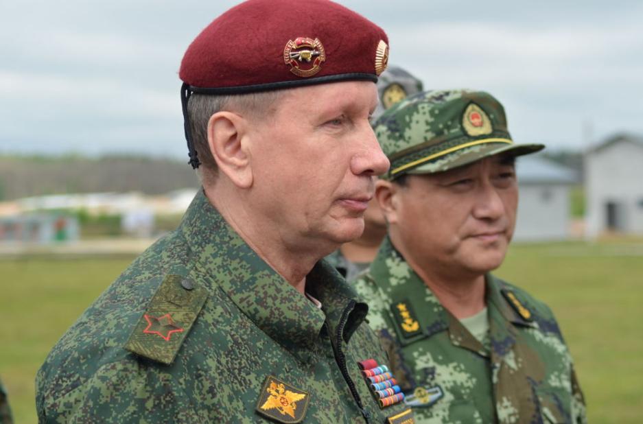 中国*警武**司令、俄罗斯近卫军司令、美国国民警卫局局长谁权力大?