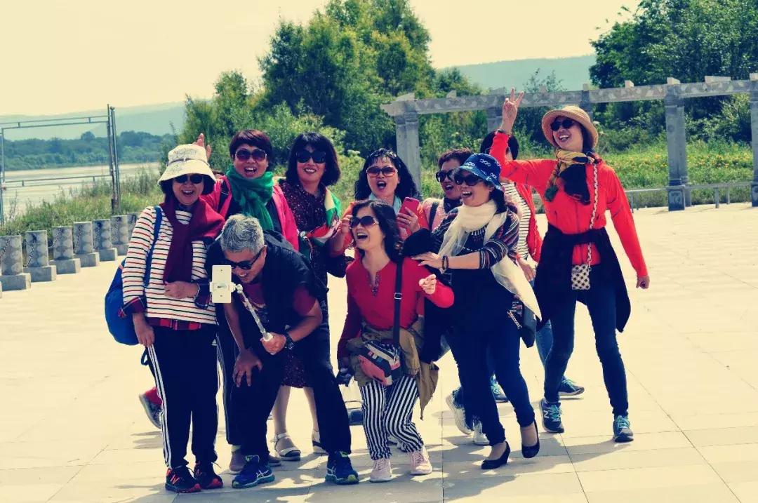 一帮闺蜜自驾游,环中俄边境自驾之旅