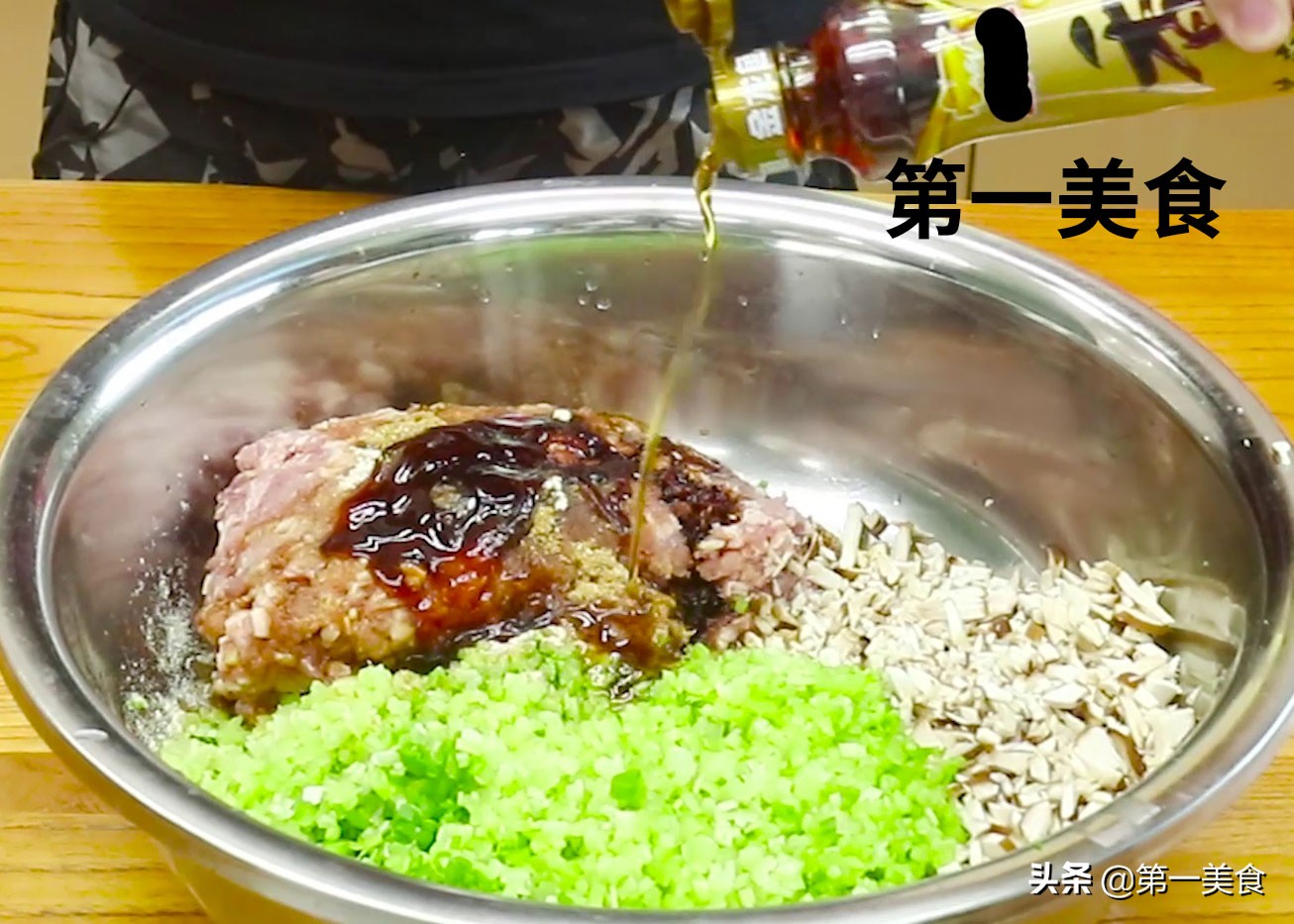 饺子要冷水煮还是热水煮的好,饺子盖着盖煮好还是不盖盖子煮好