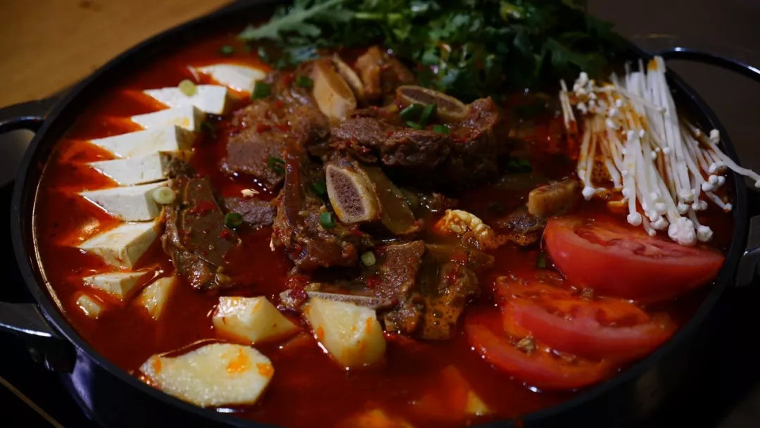 一个女人意外获得超能力,一个女人拥有神秘的能力