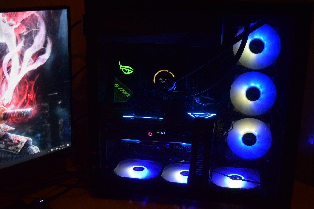 RAID实用、灯光好玩，跨代升级的ROGStrixX570装机点评