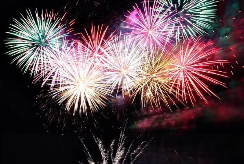 过年回家亲戚问工资怎么回复,过年被问到工资怎么回答