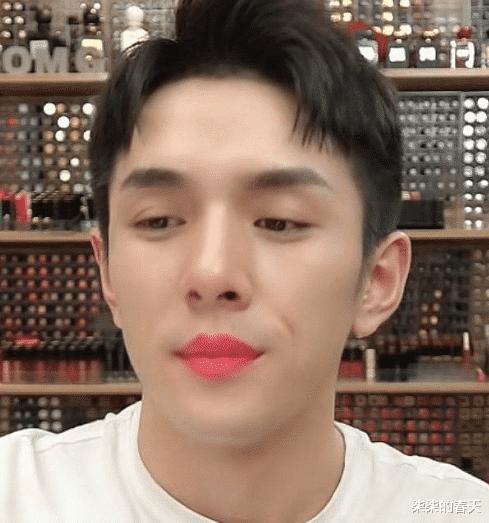 爱马仕口红李佳琦吐槽调色师,李佳琦代言爱马仕口红
