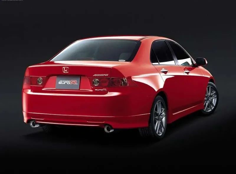 十代半代雅阁推荐哪款,十代雅阁哪一款比较好