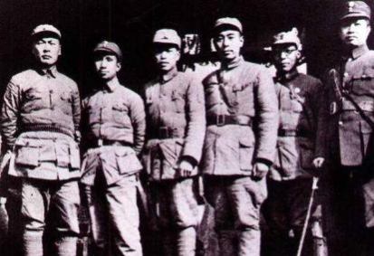 如果没发生“黑茶山空难”，叶挺授什么衔？周恩来：会有两个叶帅