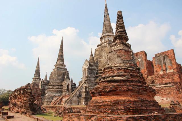 泰国死亡铁路离首都曼谷有多远,泰国死亡铁路在哪里