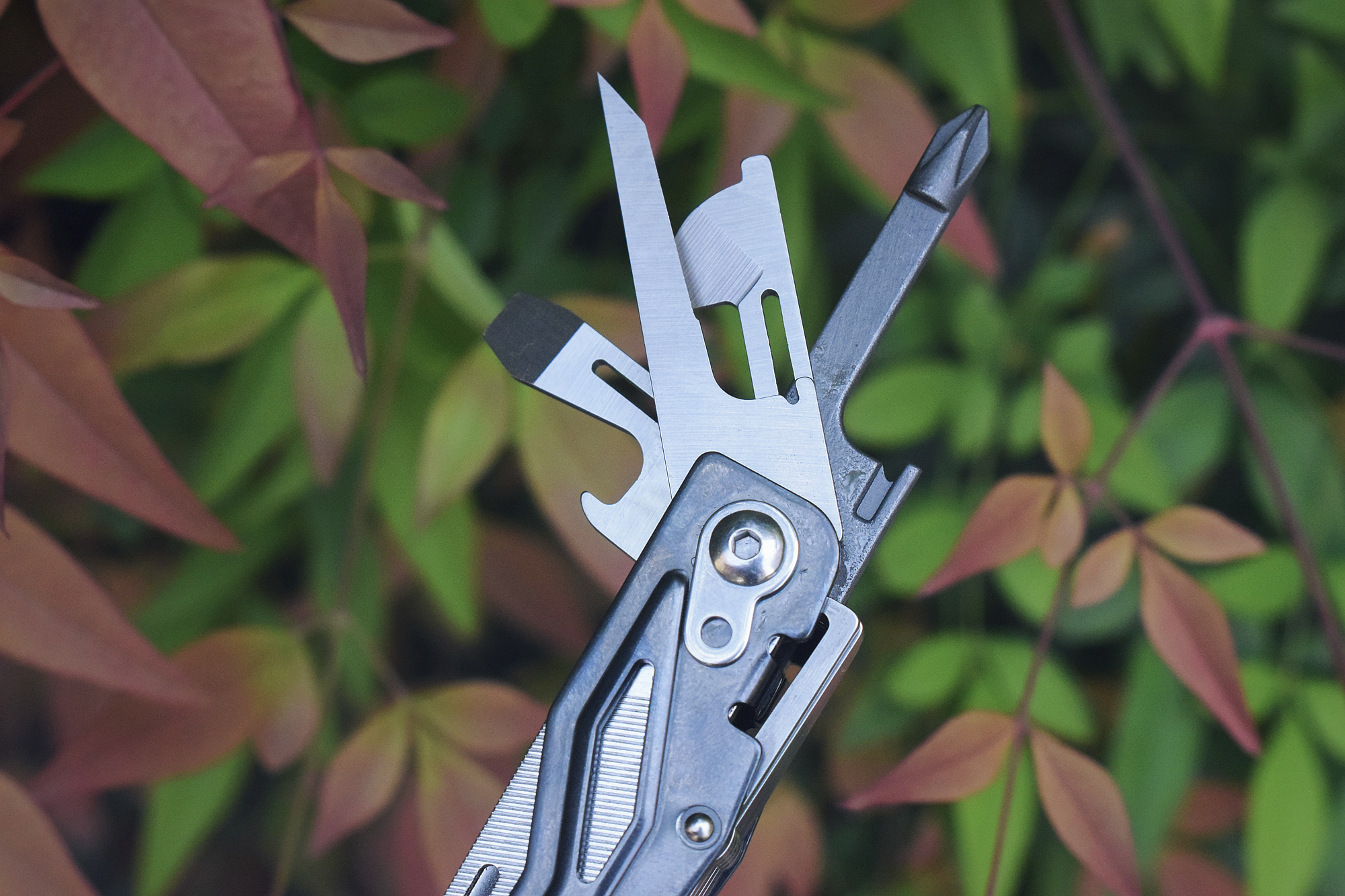 利刃迅猛龙,sog迅猛龙工具钳