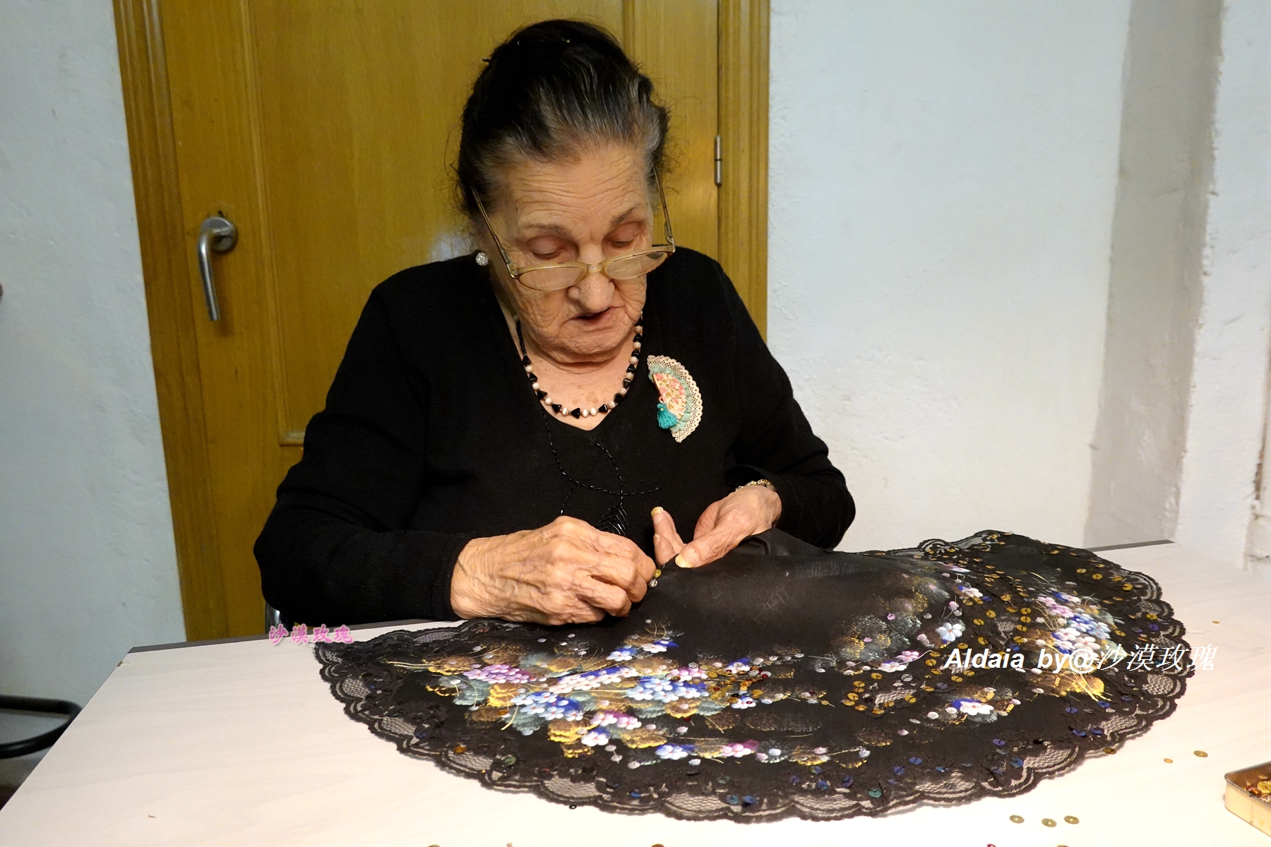 折扇起源于明清时代对吗,折扇是日本传的吗