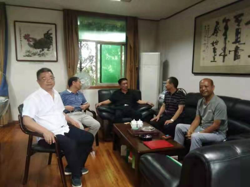 历尽世事沧桑不坠青云之志,历尽沧桑已到不惑之年