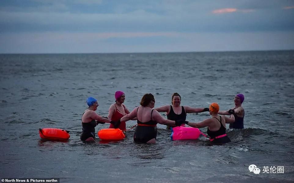 给点阳光就剩比基尼！英国迎来53年最热3月，可疫情还没结束啊